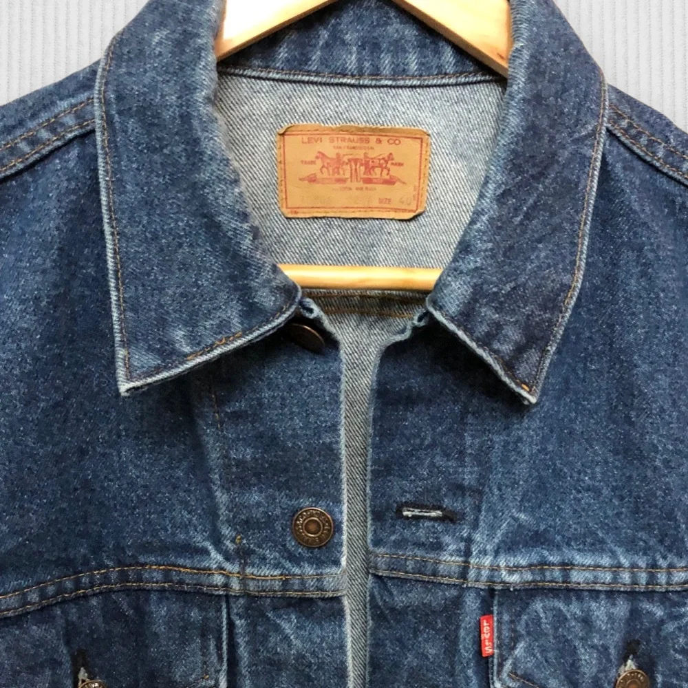 Vintage 90s Levi’s Denim Jacket Size 40 Excellent Condition